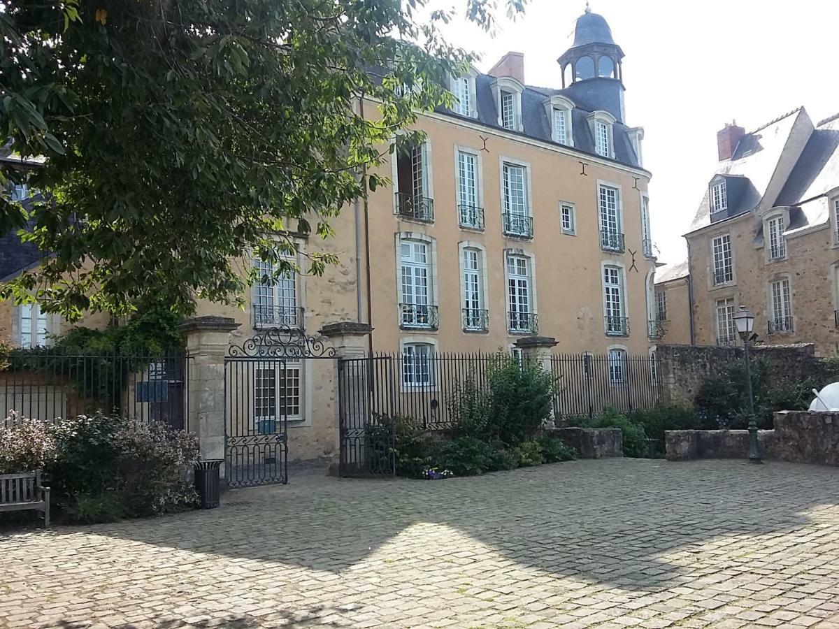 Petite Maison Romantique Au Calme, Coeur Historique Plantagenet, Vue Ville Le Mans Esterno foto
