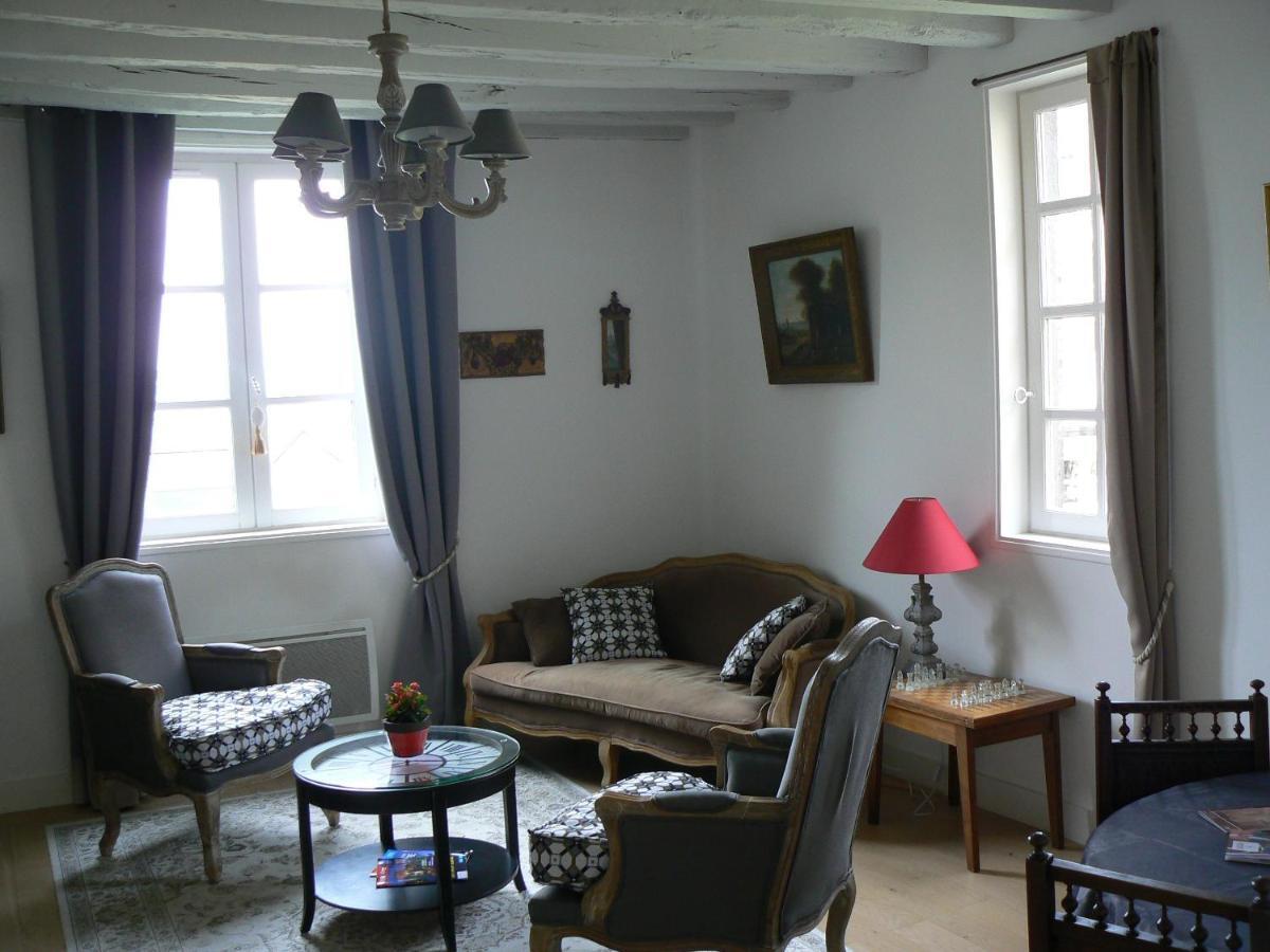 Petite Maison Romantique Au Calme, Coeur Historique Plantagenet, Vue Ville Le Mans Esterno foto